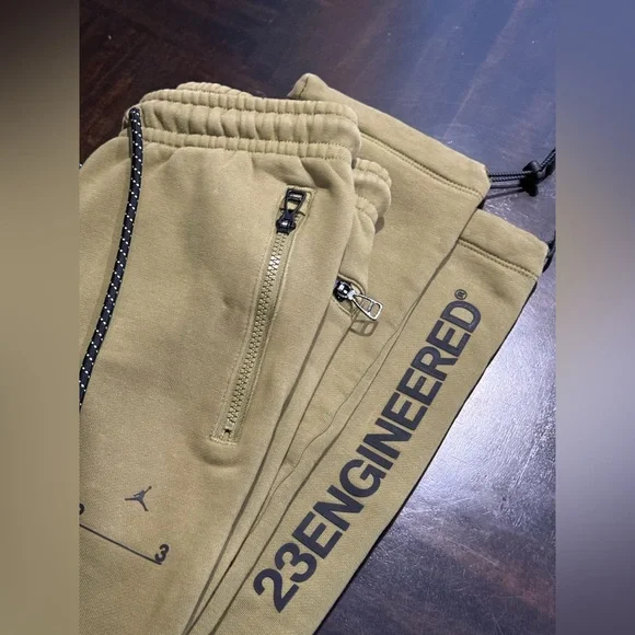 Jordan Olive Green Sweatpants Size XS 23 Engineered